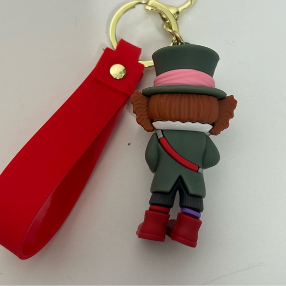 Alice In Wonderland Mad Hatter 3D Silicone Keychain NWT - Picture 10 of 14